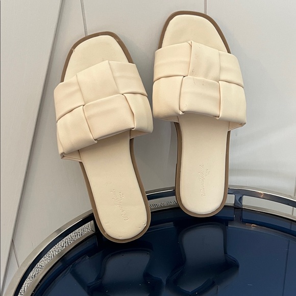 Universal Thread Cream Slide Sandals - Picture 1 of 5